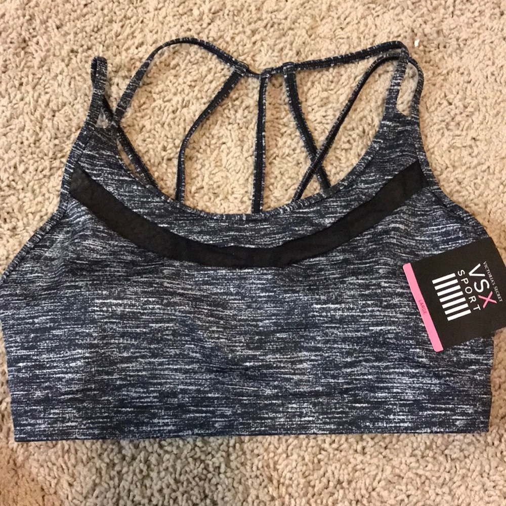 Victoria’s Secret Sports Bra NEW